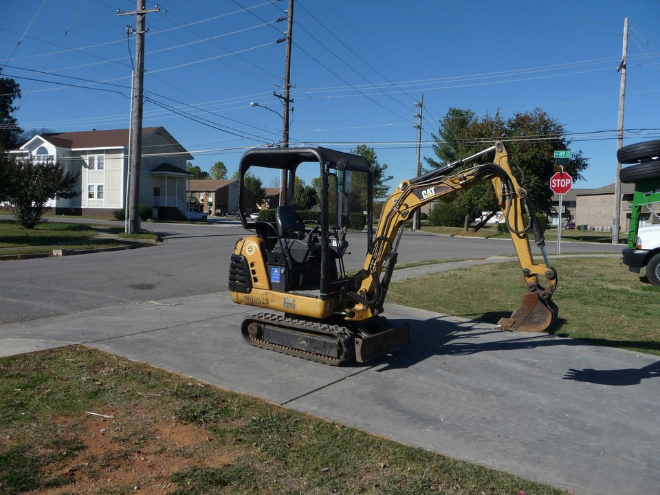 Business & Industrial  Construction  Heavy Equipment & Trailers 