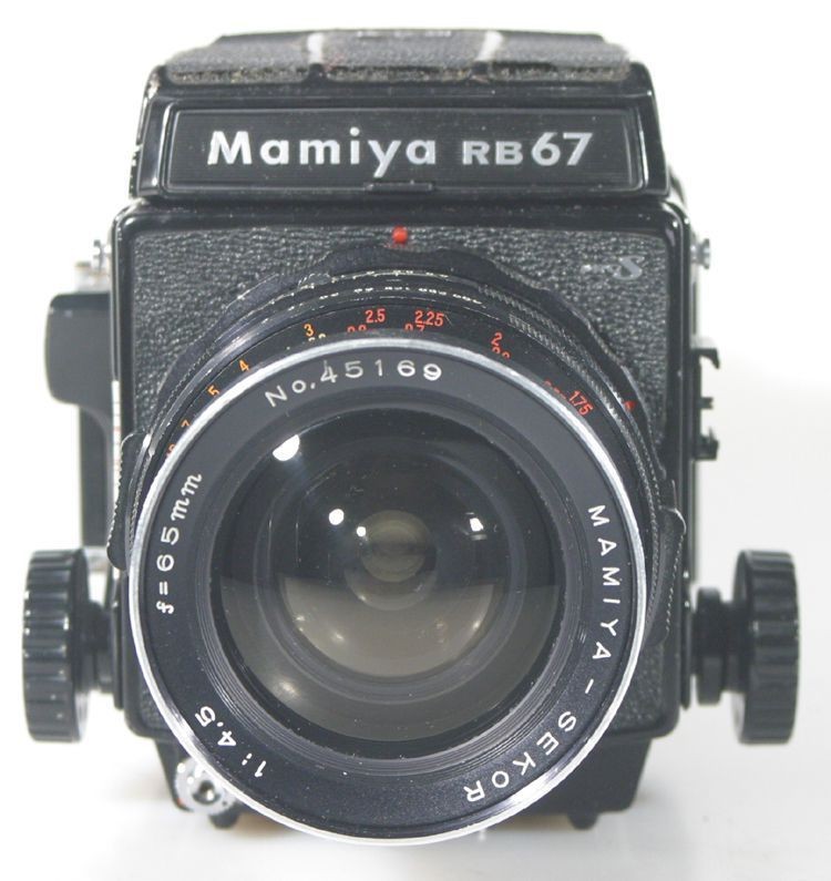 MAMIYA RB67 WITH 120 BACK, WAISTELEVEL FINDER AND 65MM WIDE ANGLE LENS