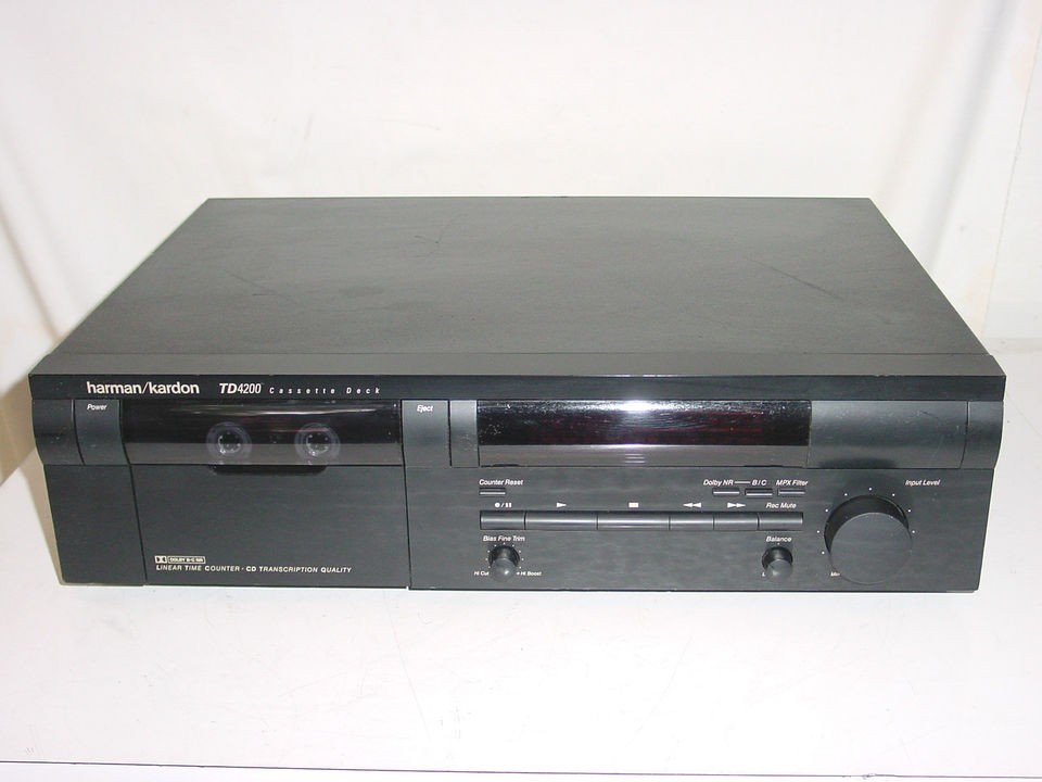 Harman Kardon TD4200 Single Cassette Deck Recorder Player