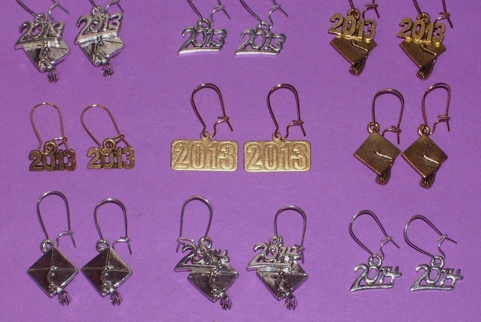 CLASS OF 2013 / 2014 GRADUATION EARRINGS JEWELRY FAVORS w/BRACELET AND 