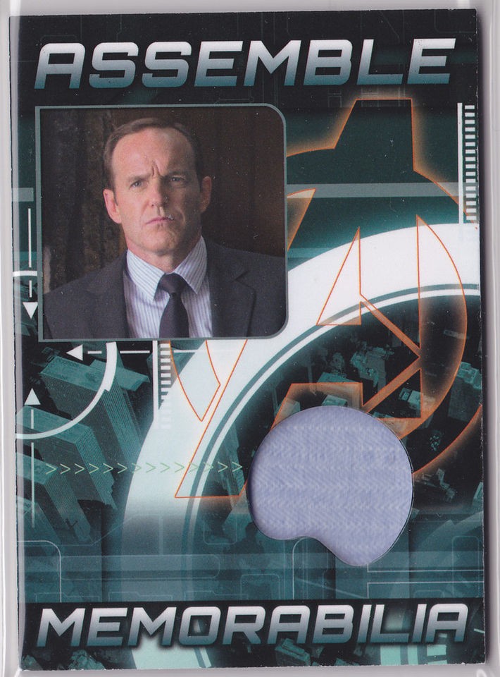 AVENGERS ASSEMBLE COSTUME CARD MEMORABILIA AS 8 AGENT COULSON THOR 