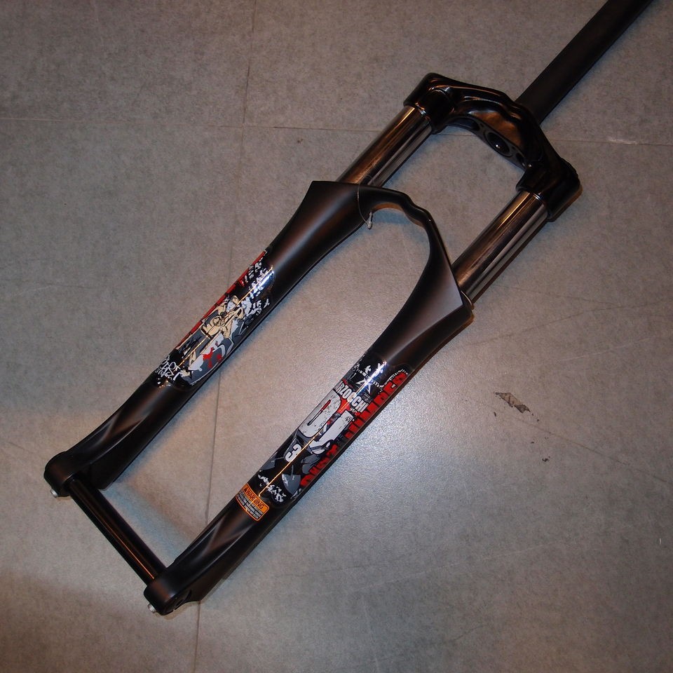 Bomber Marzocchi Dirt Jumper 3 QR 26 Fork   20mm Thur Axle