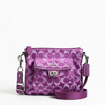 COACH SWINGPACK PURSE SIGNATURE SATEEN POCKET F48376 PLUM Shoulder or 