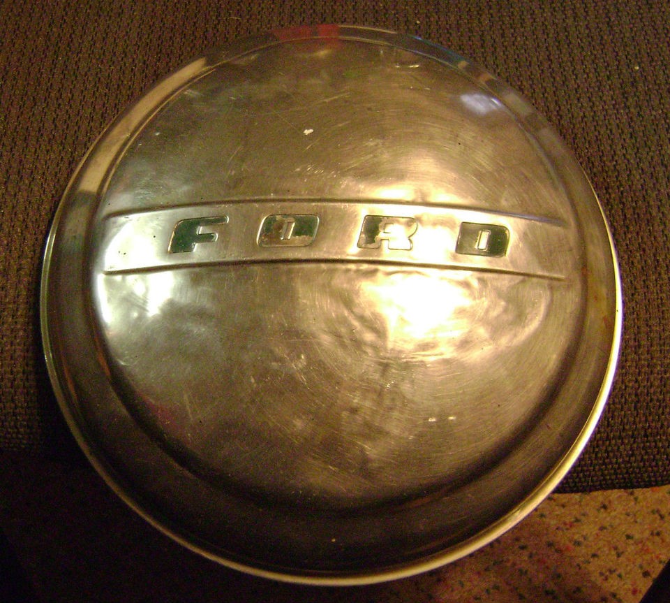 vintage ford hubcaps