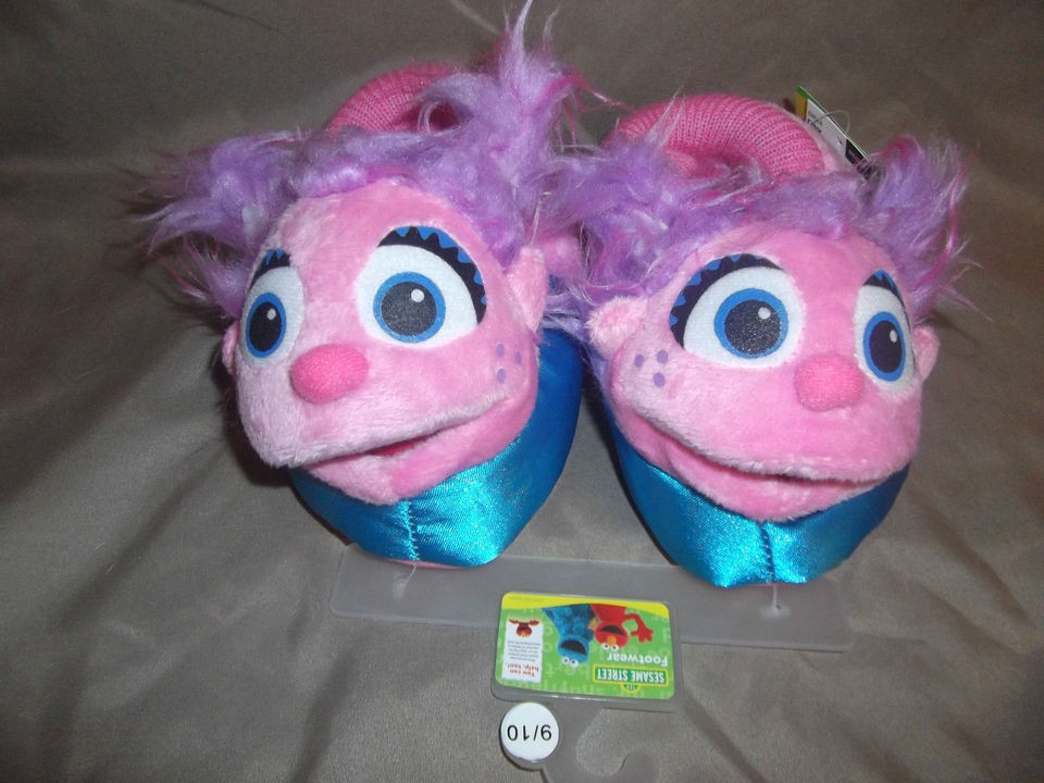 SESAME STREET ABBY CADABBY TODDLER SOCK TOP SLIPPERS NEW 9/10 LARGE 