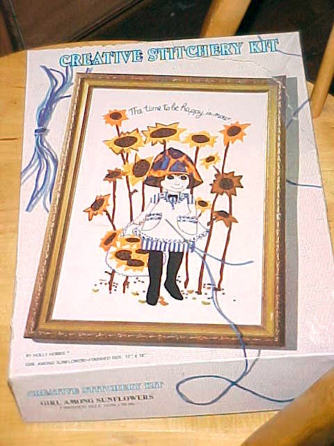 Vtg Holly Hobbie Crewel Embroidery Kit Girl Among Sunflowers Mushroom 
