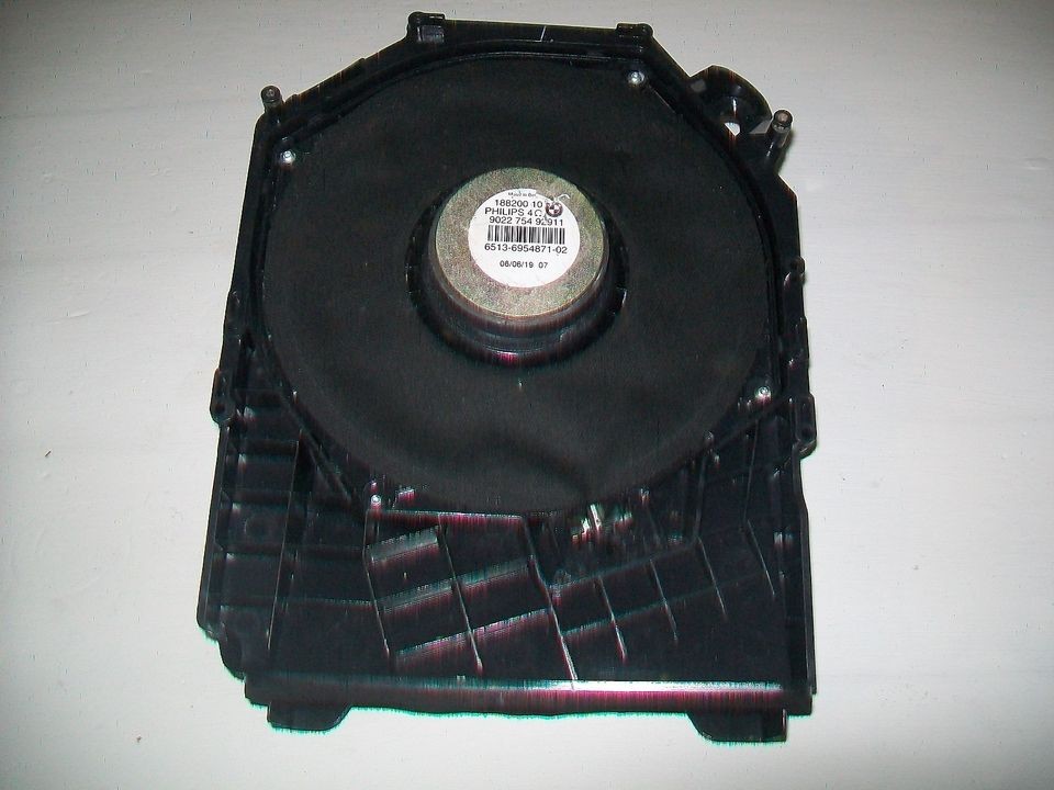 BMW E90 3 Series Saloon Speaker Left Subwoofer 69548971 (1615)