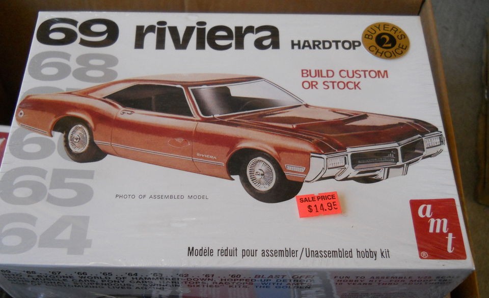 AMT 1969 BUICK RIVIERA COUNTDOWN BC 1/25 Model Car Mountain kit FS