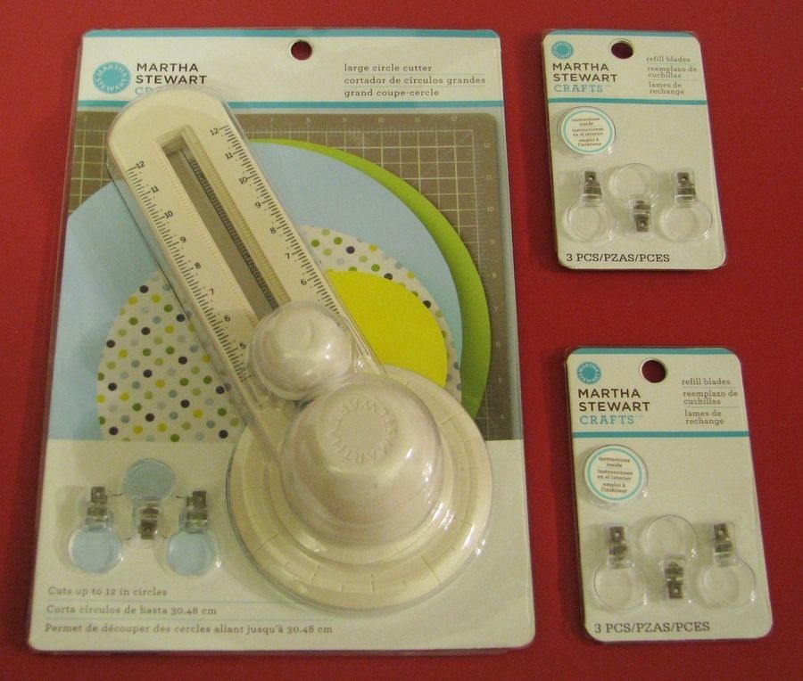 MARTHA STEWART CRAFTS LARGE CIRCLE CUTTER AND REFILL BLADES