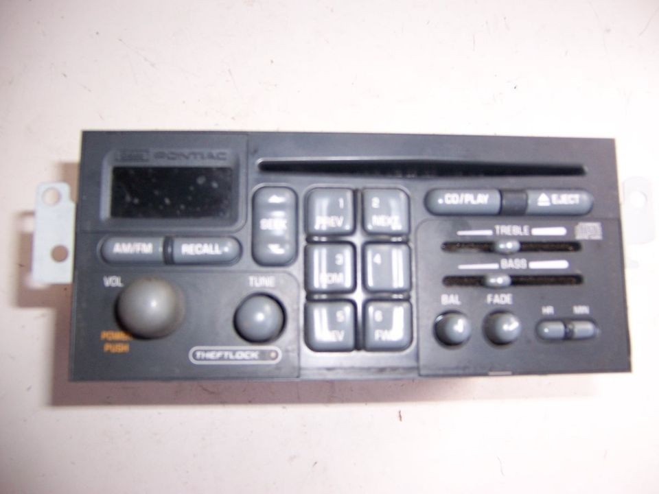 96 03 Pontiac Montana Radio/CD player OEM 97,98,99,01,02