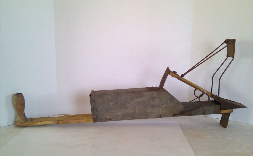 Antique Vintage ACME Hand Seed Spreader Seeder Planter Farm Tool 