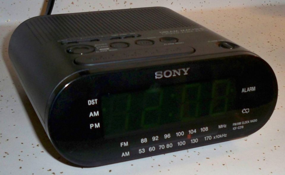 Sony ICF C218 Dream Machine AM/FM Clock Radio