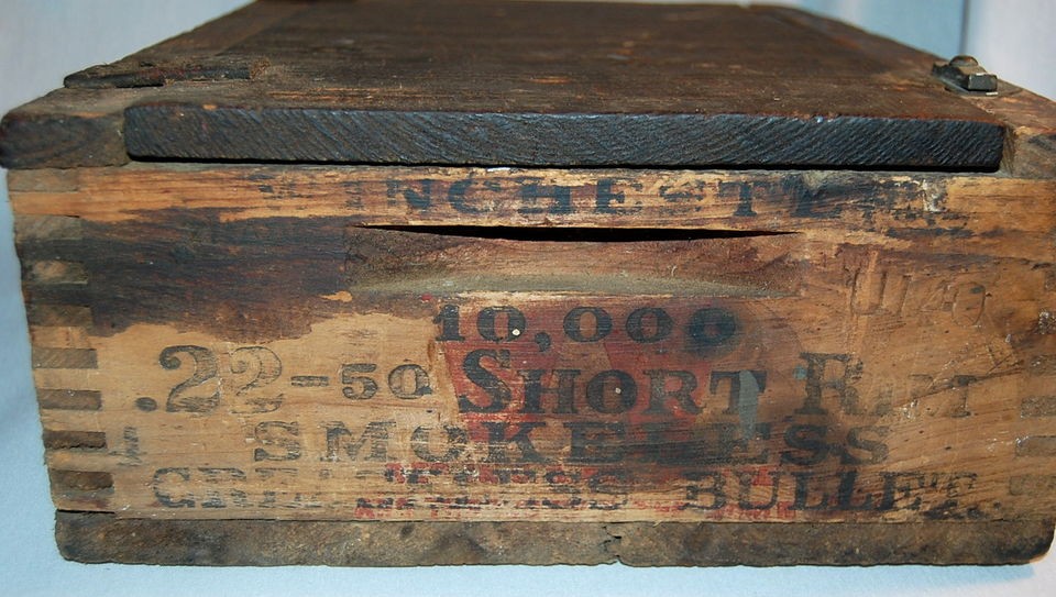 WINCHESTER WOOD AMMO BOX ANTIQUE ME​TALLIC CARTRIDGES SMOKELESS 