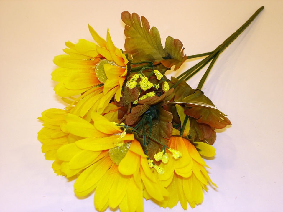 wholesale silk flowers in Floral Supplies