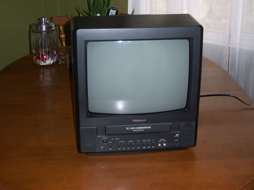 crt tv in Televisions