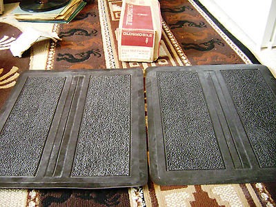 1971 1976 Oldsmobile Delta 88 convertable, 98 NOS rear floor mat set 