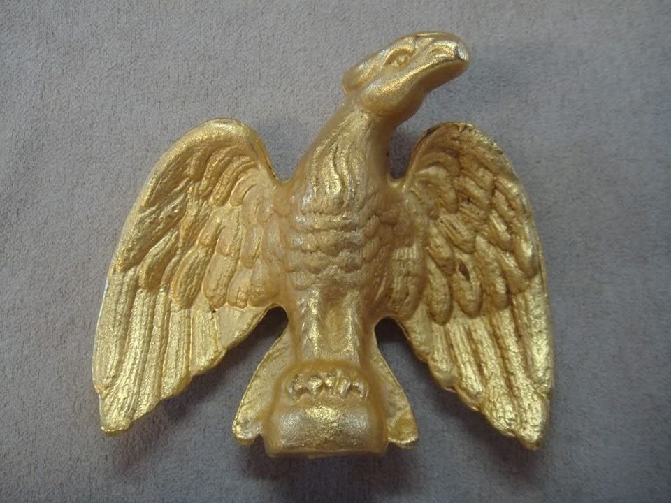 EAGLE HANDLE FINIAL FLAG GOLD FURNITURE LAMP ART DECOR