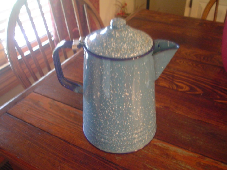 VINTAGE ENAMEL PORCELAIN GRANITEWARE COFFEE POT AQUA