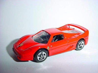 CLASSIC RED FERRARI F50 OFFICIAL DIECAST METAL REPLICA 1/64 hotwheels