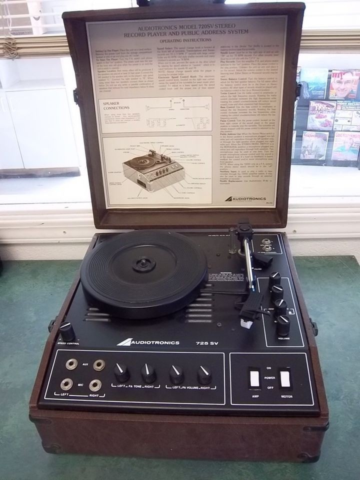   AUDIOTRONICS MODEL 720SV STEREO RECORD PLAYER & PUBLIC ADDRESS SYSTEM