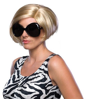 Soccer Wife Victoria Blonde Short Costume Women Wig