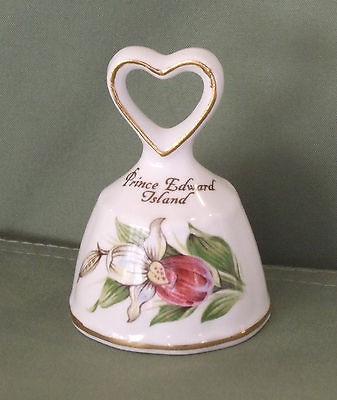 BELL Prince Edward Island, Mary Jane Fine Bone China, England, 3 