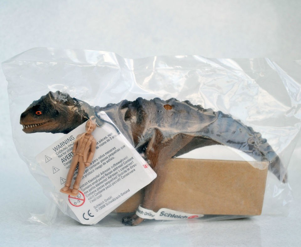 SCHLEICH 16415 CARNOTAURUS  THEROPOD DINOSAUR  NEW IN SEALED 