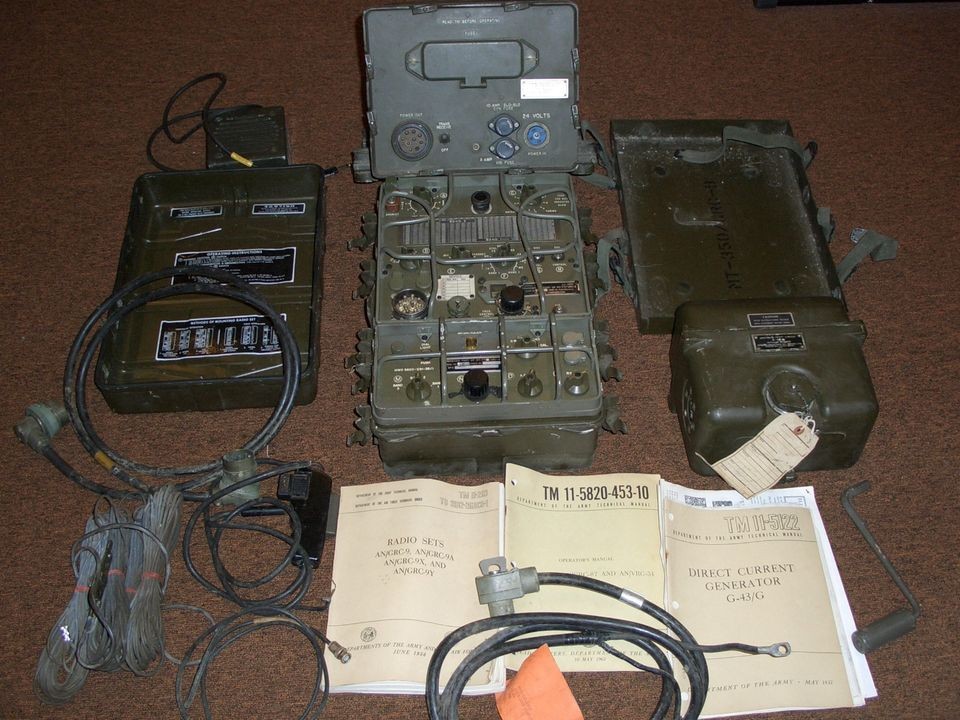   ARMY RADIO FIELD PHONE AN/GRC 9 SET W/ POWER SUPPLY & GENERATOR