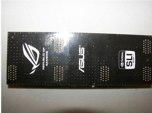 VERY RARE Republic of gamers 3 way SLI bridge usa shipper