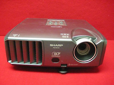    F211X DLP Home Theater/Computer Projector HDCP Compliant DVI I Input