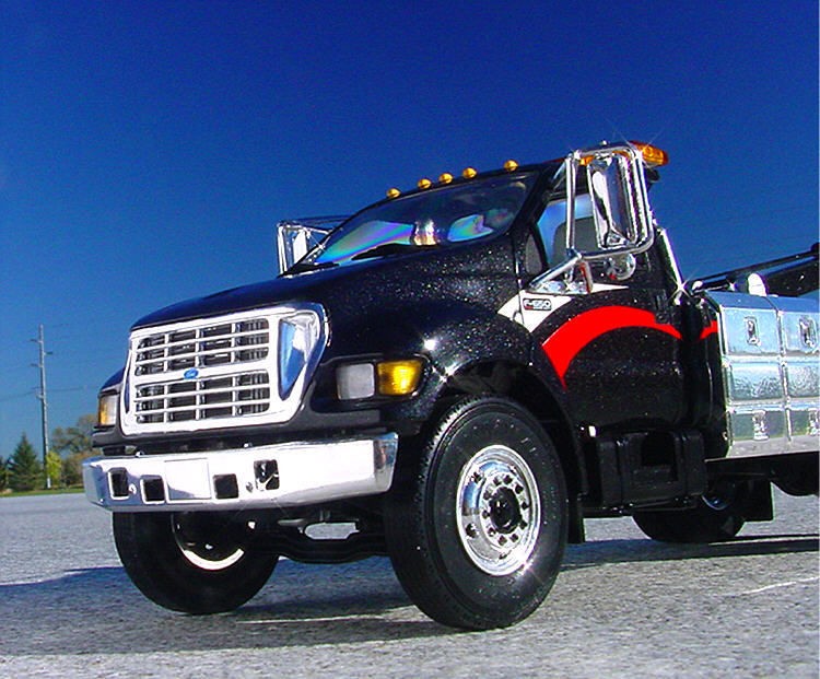 VR   2002 FORD F650 ANNIV. WRECKER   First Gear TOW