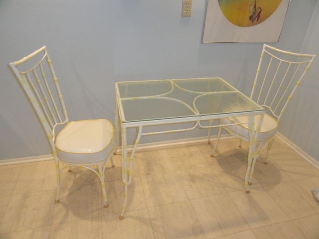 MID CENTURY CHINESE CHIPPENDALE DINING TABLE + 2 CHAIRS