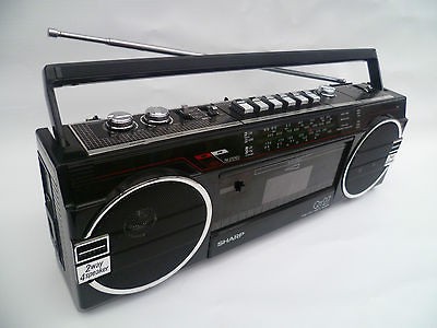   SHARP QT 27 GHETTOBLASTER 80s BOOMBOX Radiorecorder TOP CONDITION