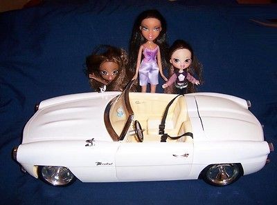 Bratz 3 Dolls & White Convertible Cadillac Car FM Radio Headlights 