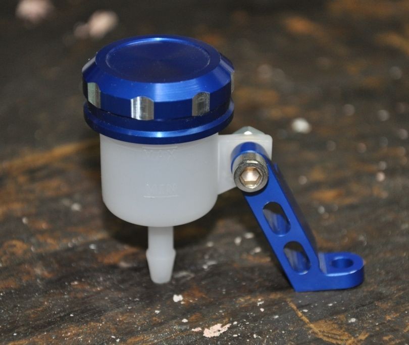 Brake Fluid Reservoir Mini Blue Aluminum GSXR 600 750 1000 Hayabusa 