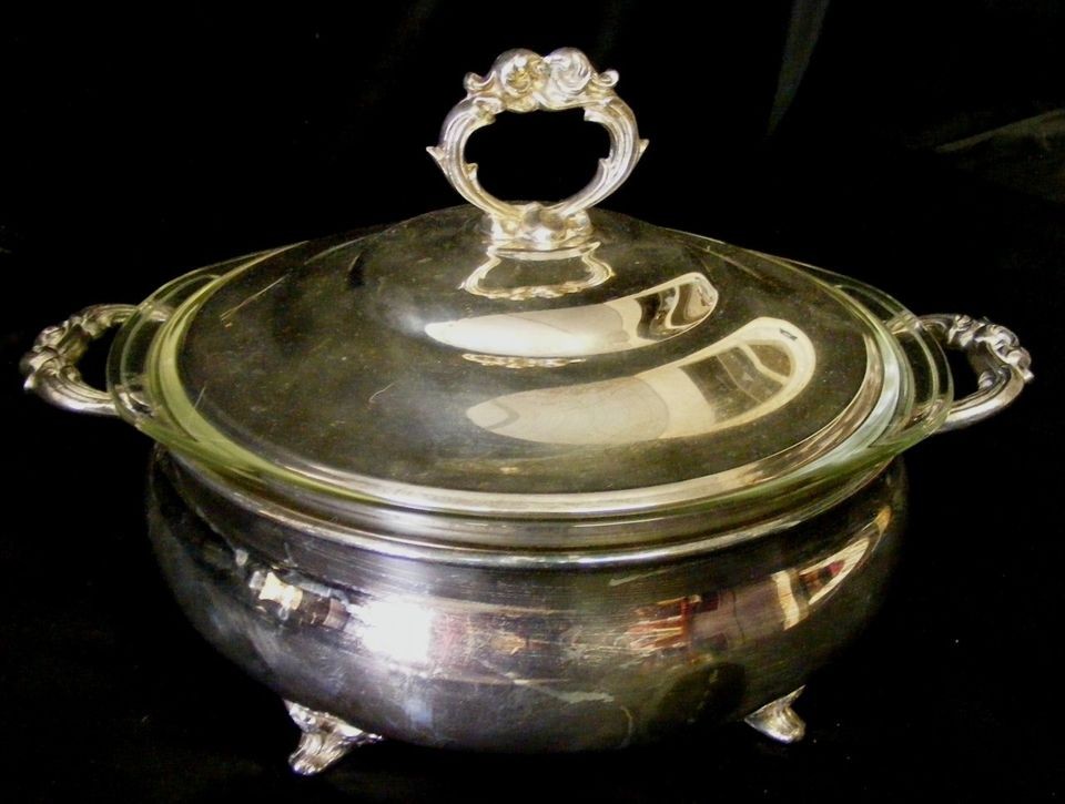   Silver Mfg Corp Silverplate Casserole Dish & 2 QT PYREX Glass Bowl SET