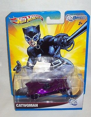 Hot Wheels 2012 DC UNIVERSE   Catwoman