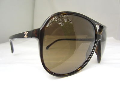 chanel aviator sunglasses in Sunglasses