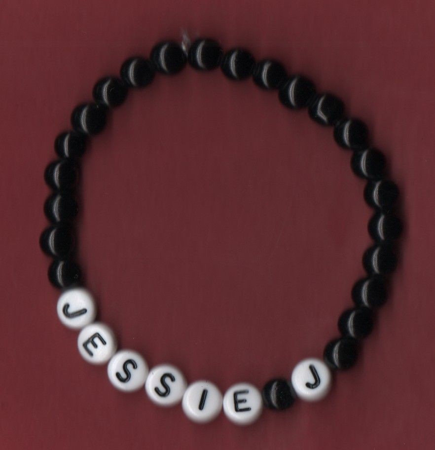 Custom/Personalised caption bracelet with larger beads