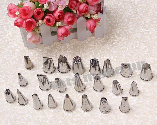 New 24Pcs Icing Tips Tools Sugarcraft Nozzles Pastry Birthday Cake 