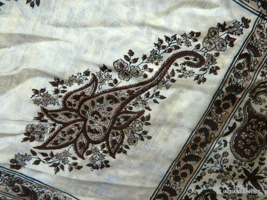 WHITE ART SILK SAREE VINTAGE SARI FABRIC PRINTED FABRIC WRAP DECO 