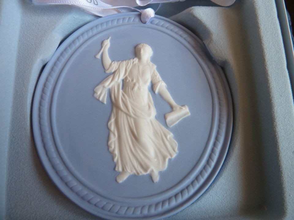 NiB Wedgwood Jasper Christmas ornament   blue Angel plaque