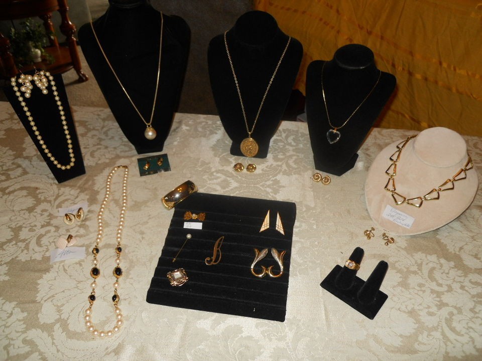 vintage estate jewelry lot in Vintage & Antique Jewelry