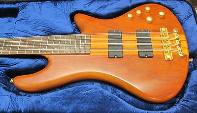 Schecter Stiletto Studio 8 Honey Satin 8 String Bass