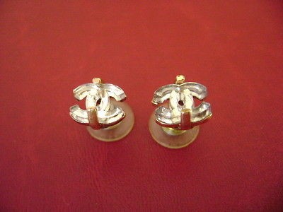 Chanel vintage CC logos mirrer very simple pierced earrings