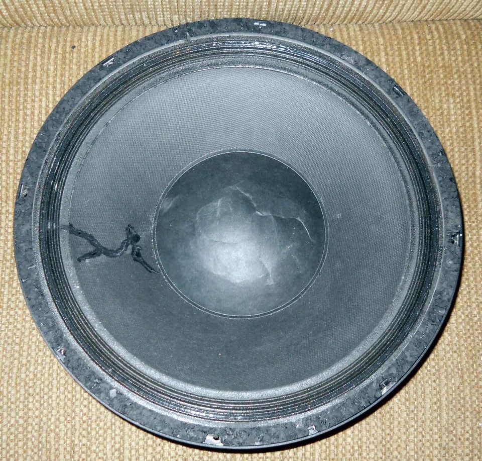 MACKIE LN15/3002 8 OHM 15 NEO WOOFER fresh recone