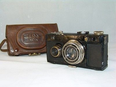 old cameras in Vintage Movie & Photography