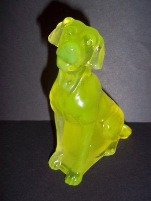 MOSSER HANDMADE GLASS VASELINE YELLOW LABRADOR LAB DOG FIGURINE