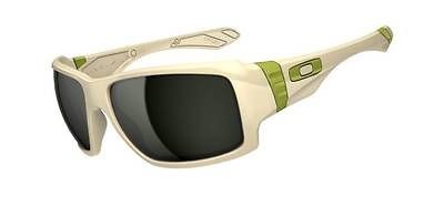 oakley sunglasses in Sunglasses