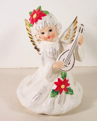 Lefton Porcelain 6 White Poinsettia Musical Angel w/ Lute O Come All 